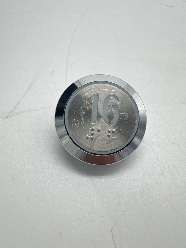 BOTON PULSADOR CABINA Nº 16