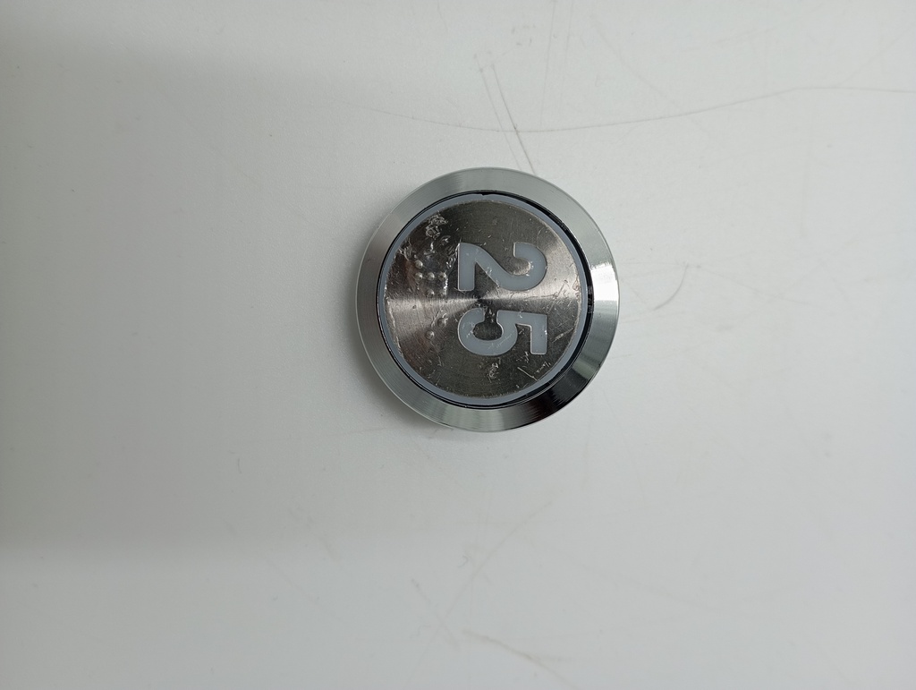 BOTON PULSADOR CABINA Nº 25