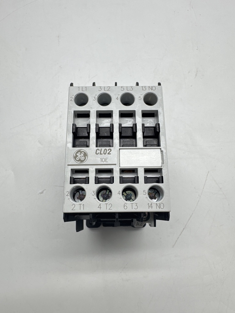 CONTACTOR DE POTENCIA CORRIENTE ALTERNA GE CL02A310T3 110 VCA 3P 7,5KW 18A 1 NO