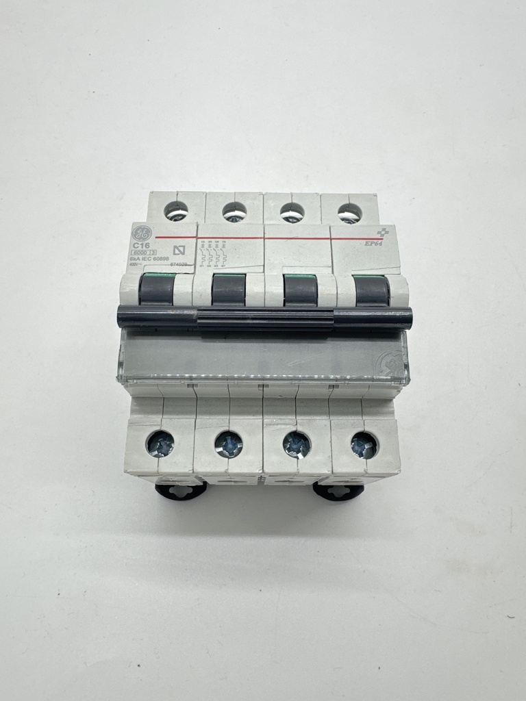INTERRUPTOR AUTOMATICO 4P CURVA C, 16A (FC)   