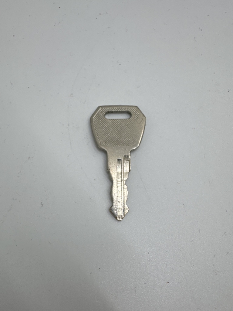 LLAVE CUADRO MANIOBRA S. MAQUINAS   
