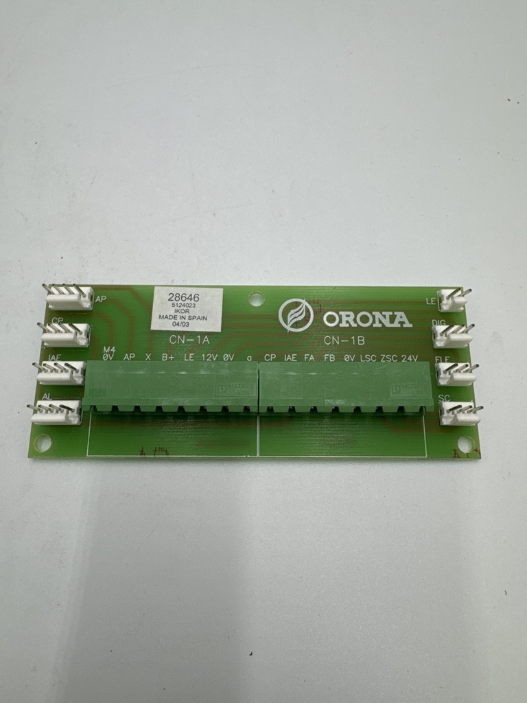 PLACA CIRCUITO DISTRIB. OTROS ELEMENTOS BOT. CABINA  